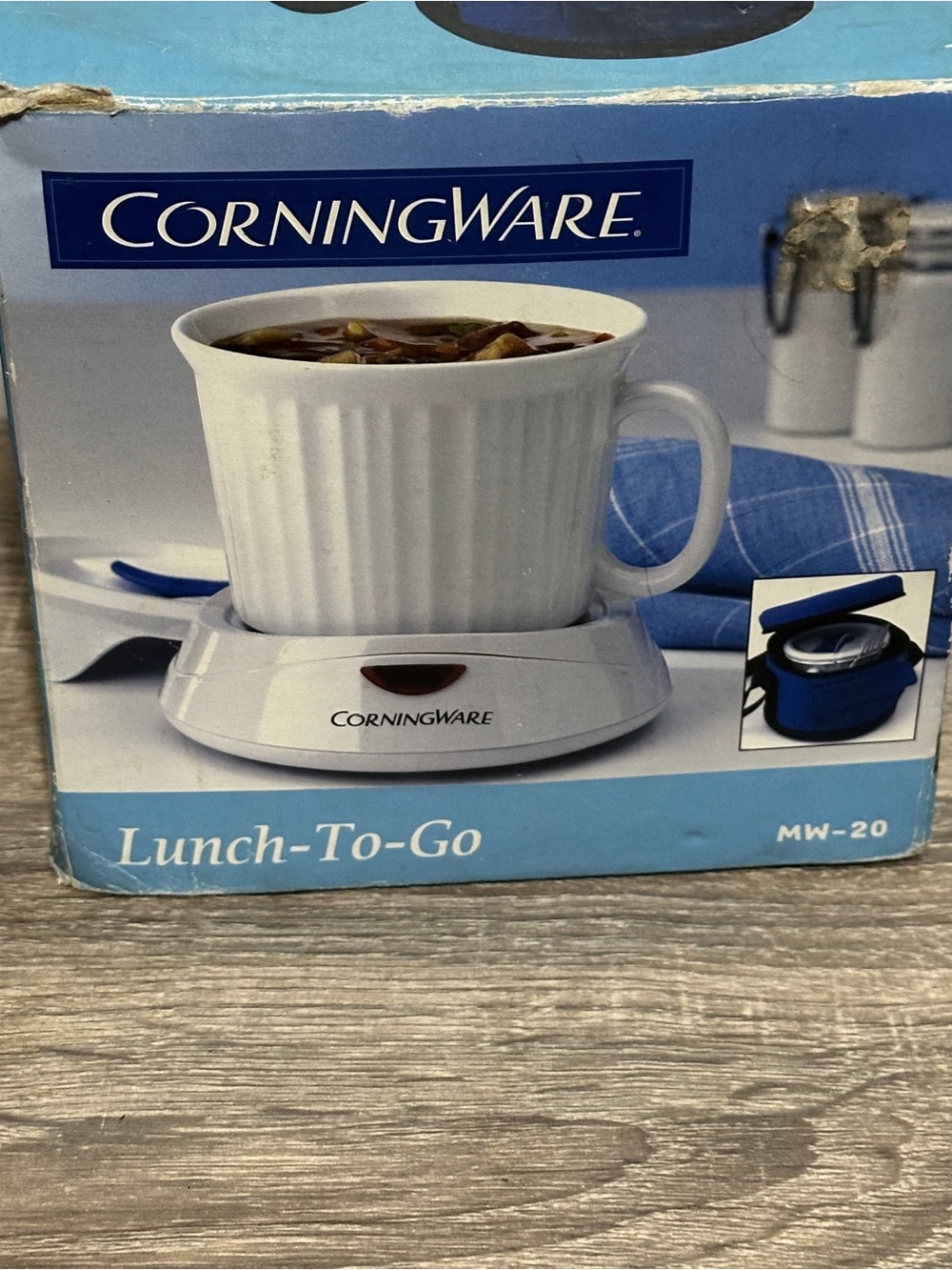 CorningWare Lunch To Go Lidded Mug With Warmer and Carrying Bag NEW